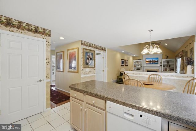 352 CHESTNUT DRIVE, Manahawkin, NJ 08050