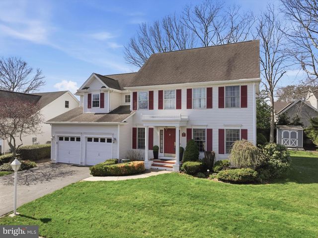 352 CHESTNUT DRIVE, Manahawkin, NJ 08050