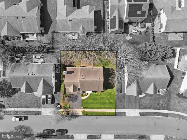 352 CHESTNUT DRIVE, Manahawkin, NJ 08050