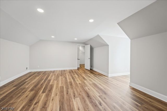 17 Londonderry Dr, Raritan Twp., NJ 08822