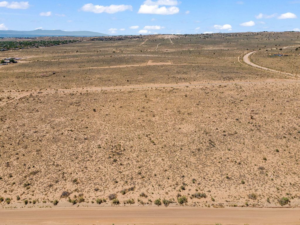 Image 8 of property listing at STARRY SKY Avenue NE, Rio Rancho, NM 87144