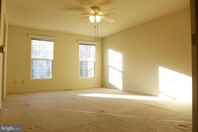 9407 VAN ARSDALE DR, Vienna, VA 22181