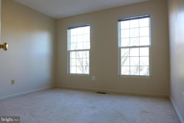 9407 VAN ARSDALE DR, Vienna, VA 22181