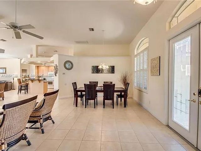 5346 Bayshore Ave, Cape Coral, FL 33904