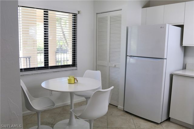 5708 Deauville CIR J203, Naples, FL 34112