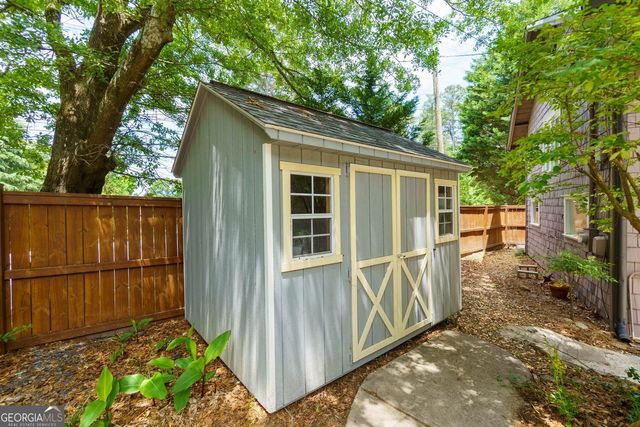 4010 Lower Roswell Road, Marietta, GA 30068