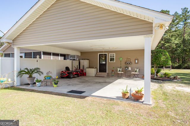 4331 Knotty Pine Lane, Waycross, GA 31503