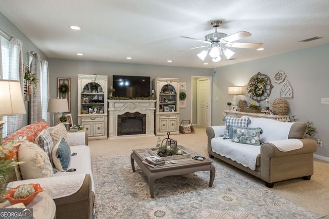 4331 Knotty Pine Lane, Waycross, GA 31503