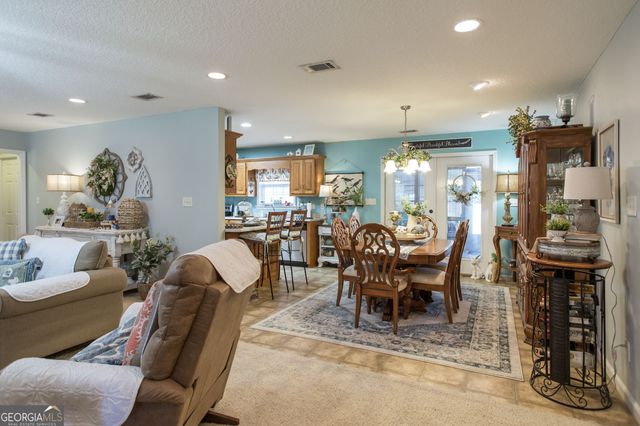 4331 Knotty Pine Lane, Waycross, GA 31503