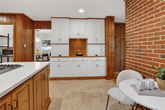 1975 N Ridgeway Road NE, Atlanta, GA 30345