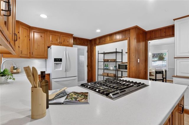 1975 N Ridgeway Road NE, Atlanta, GA 30345