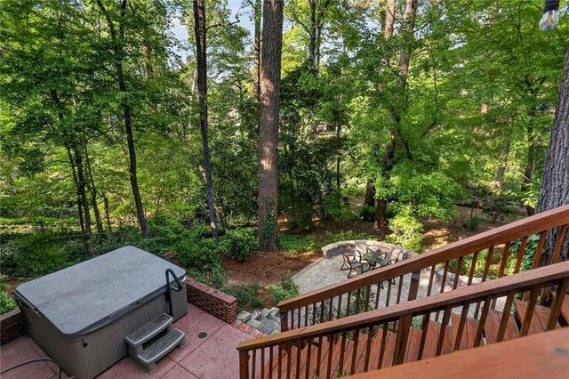 1975 N Ridgeway Road NE, Atlanta, GA 30345