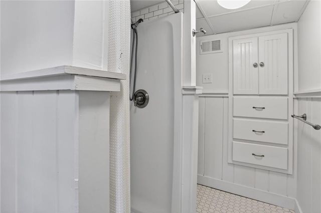 1975 N Ridgeway Road NE, Atlanta, GA 30345