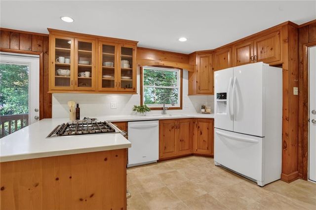 1975 N Ridgeway Road NE, Atlanta, GA 30345