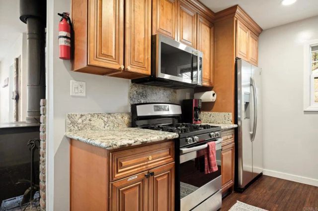 790 Tulip Drive, Green Valley Lake, CA 92341