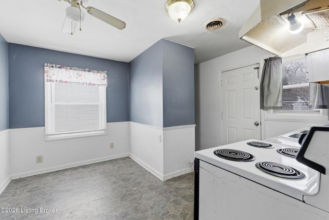 4607 Picadilly Ave, Louisville, KY 40215