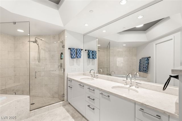 222 Karen Avenue 3305, Las Vegas, NV 89109