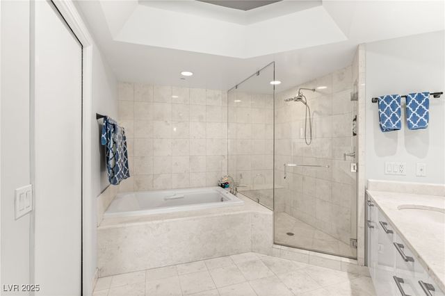 222 Karen Avenue 3305, Las Vegas, NV 89109