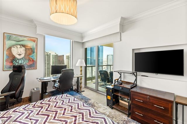 222 Karen Avenue 3305, Las Vegas, NV 89109