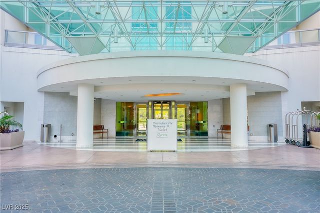 222 Karen Avenue 3305, Las Vegas, NV 89109