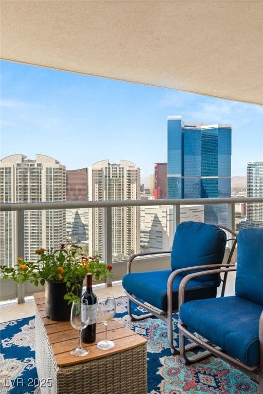 222 Karen Avenue 3305, Las Vegas, NV 89109
