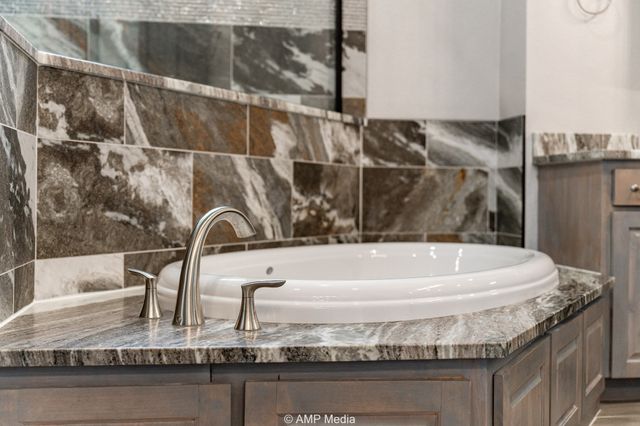 408 Lake Arbor Drive, Weatherford, TX 76088