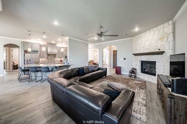 408 Lake Arbor Drive, Weatherford, TX 76088