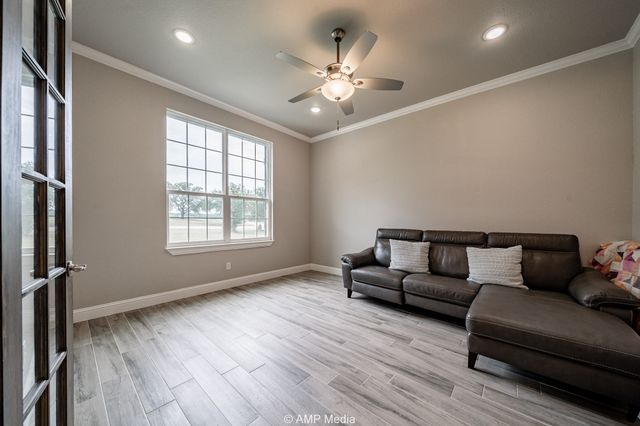 408 Lake Arbor Drive, Weatherford, TX 76088