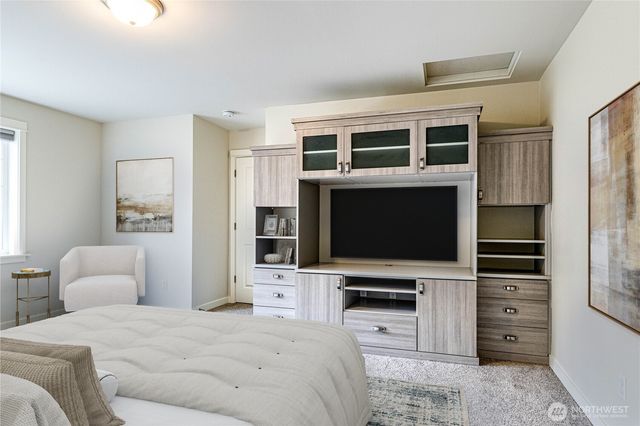 21914 78th Place W, Edmonds, WA 98026