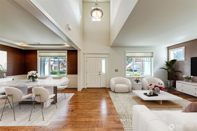 21914 78th Place W, Edmonds, WA 98026