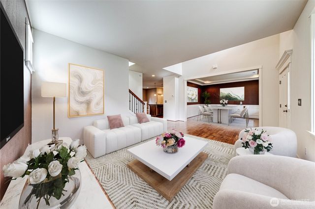 21914 78th Place W, Edmonds, WA 98026