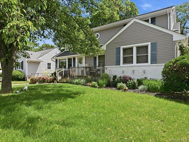 955 Bruce Drive, Wantagh, NY 11793