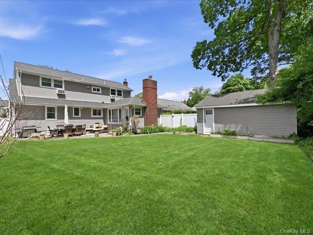 955 Bruce Drive, Wantagh, NY 11793