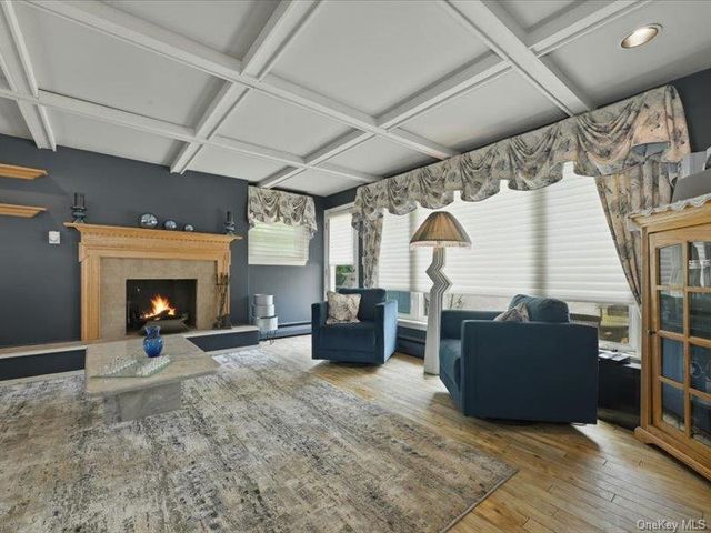 955 Bruce Drive, Wantagh, NY 11793