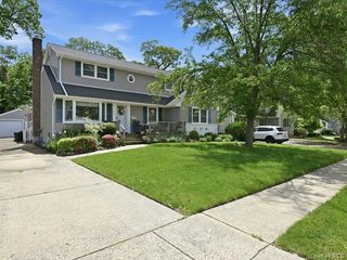 955 Bruce Drive, Wantagh, NY 11793