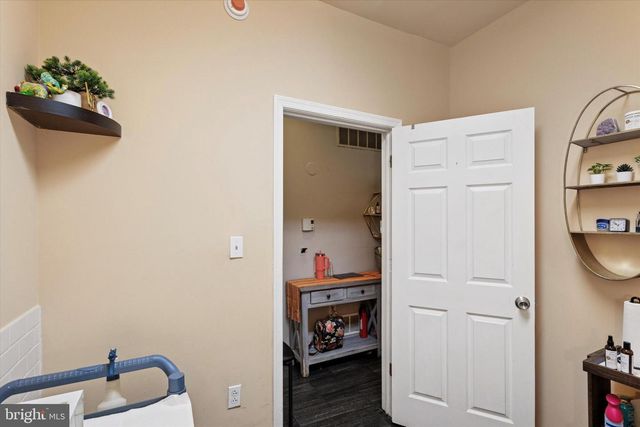 1725 SOUTH ST, Philadelphia, PA 19146