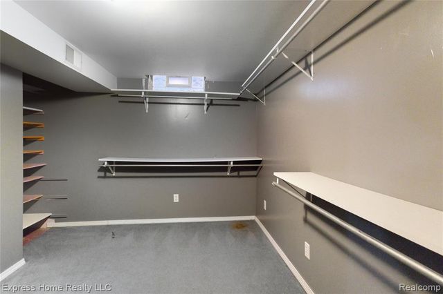 11085 Busch Avenue, Warren, MI 48089