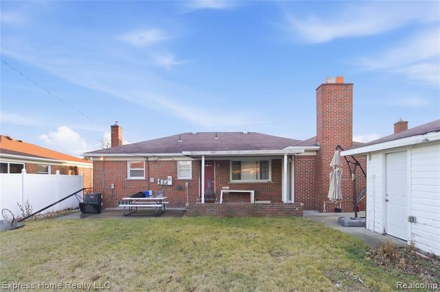 11085 Busch Avenue, Warren, MI 48089