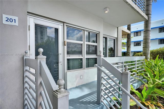 4332 Collins Ave 201, Miami Beach, FL 33140