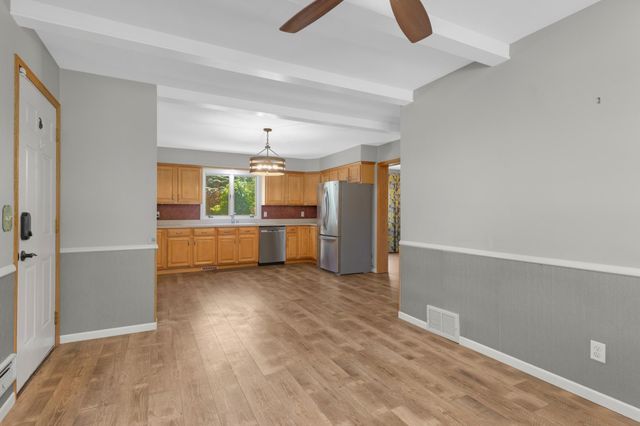 13513 Colfax Avenue S, Burnsville, MN 55337