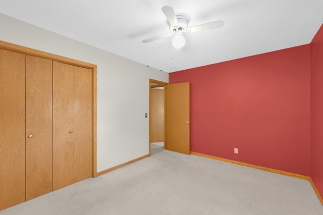 13513 Colfax Avenue S, Burnsville, MN 55337