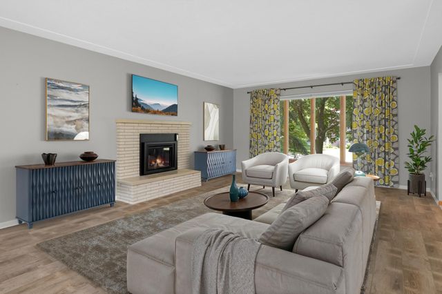 13513 Colfax Avenue S, Burnsville, MN 55337