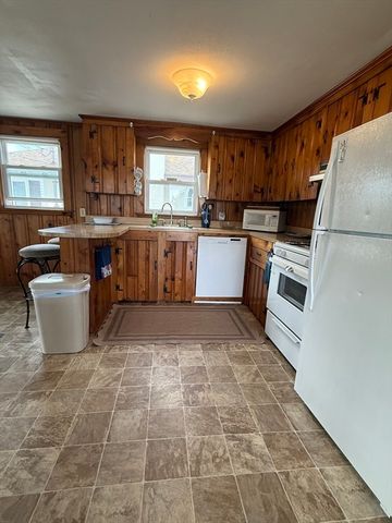 21 Old Mouth Rd, Scituate, MA 02066