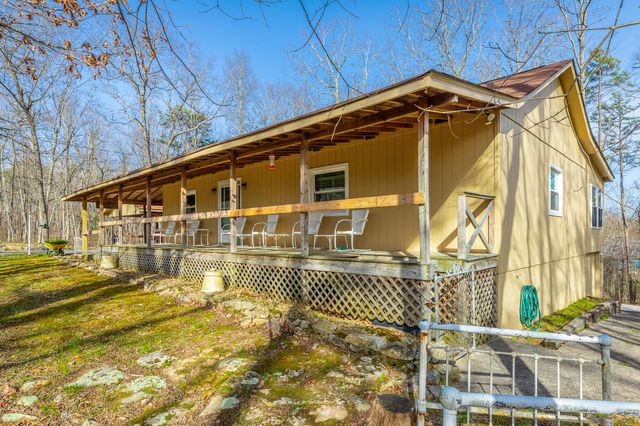 737 Miller Cove Road, Signal Mountain, TN 37377