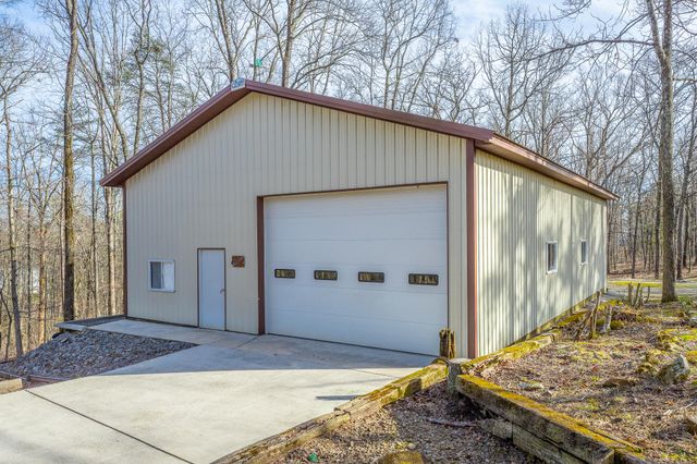 737 Miller Cove Road, Signal Mountain, TN 37377