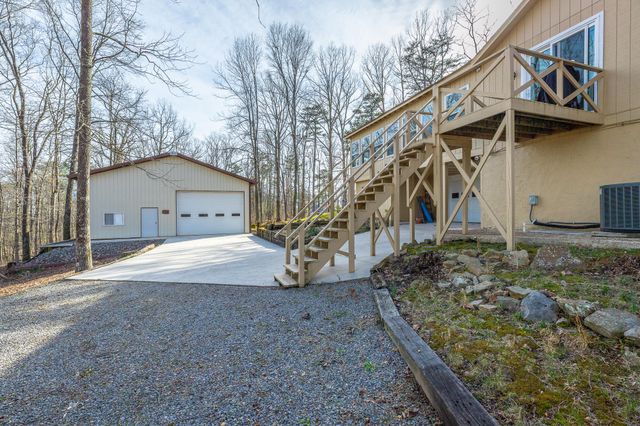 737 Miller Cove Road, Signal Mountain, TN 37377