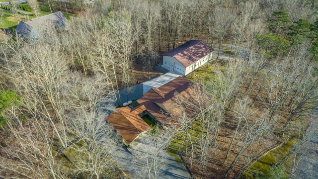 737 Miller Cove Road, Signal Mountain, TN 37377