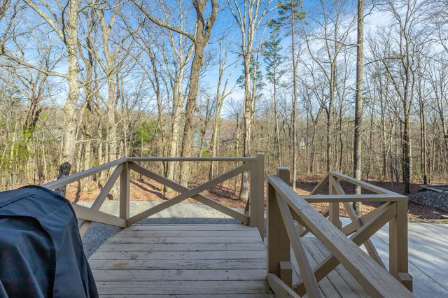 737 Miller Cove Road, Signal Mountain, TN 37377