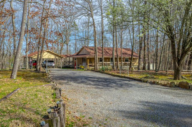 737 Miller Cove Road, Signal Mountain, TN 37377