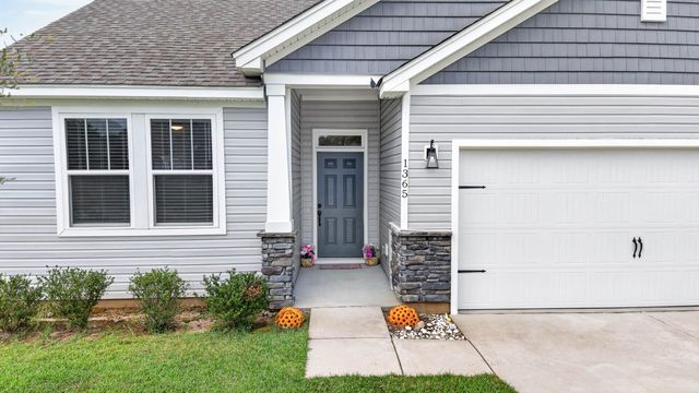 1365 Deercreek Drive, Manning, SC 29102